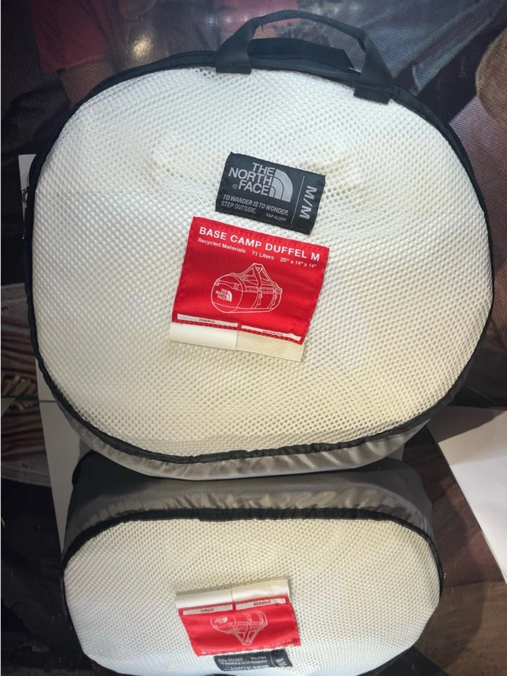 The North Face Base Camp Duffel-Medium / 71L White Dune/TNF